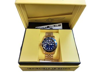 Invicta 43972 Gold Regular Watch