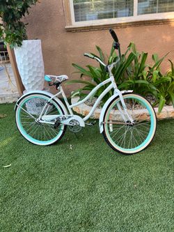 Huffy Cranbrook Women's Cruiser Bike 26” wheel
