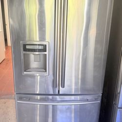 French Door Refrigerator 