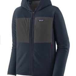 New PATAGONIA Mens Size LARGE,  R2 Tech Face Hoodie.  