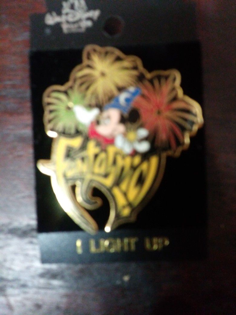 Disney Trading pins make reasonable offer or trade What you got