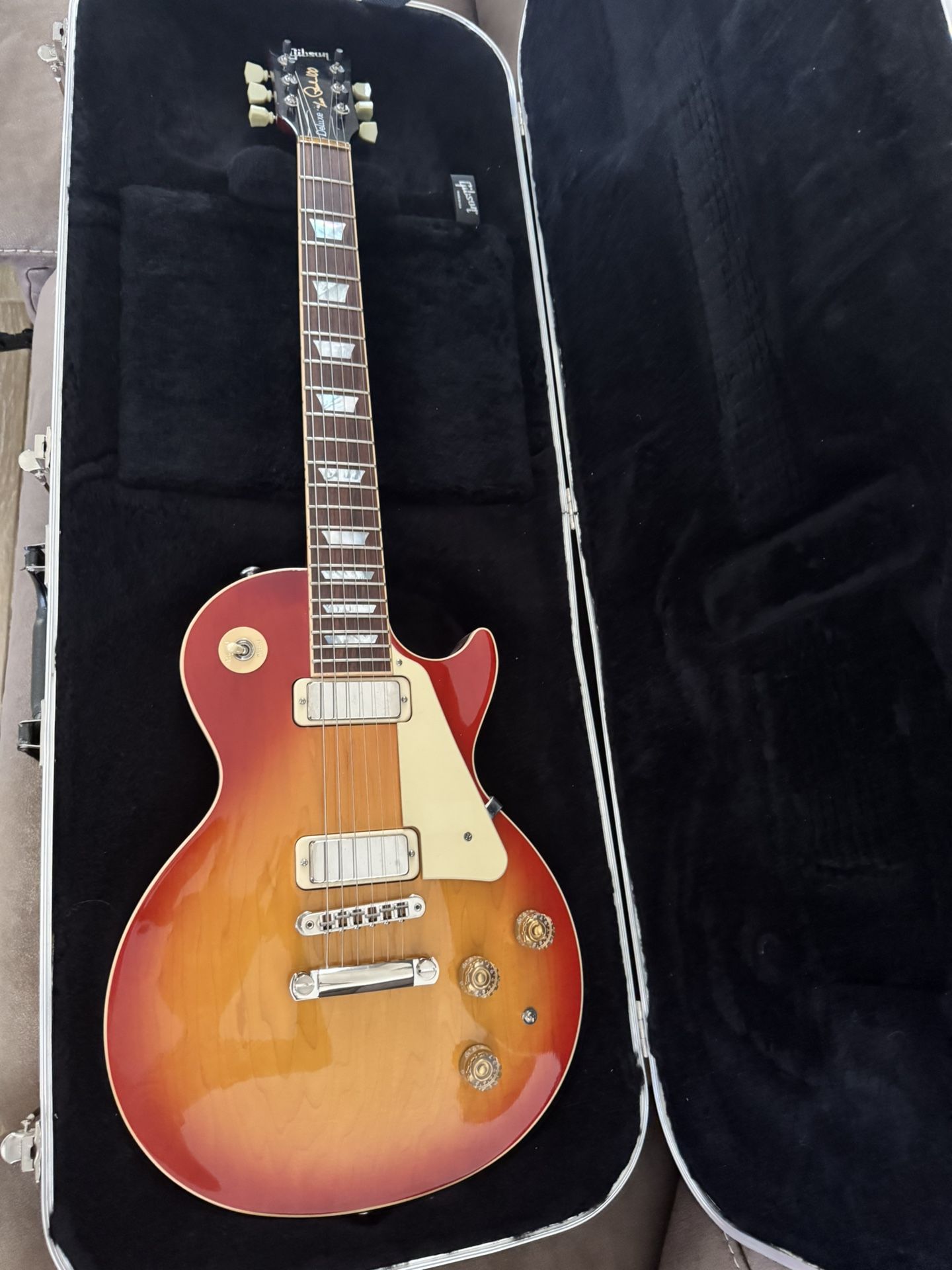 Gibson Les Paul Deluxe 