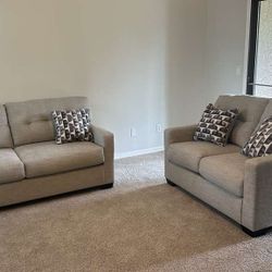 Sofa & Loveseat. 🚚WE DELIVER🚚