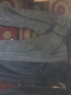 Joggers size large too xl