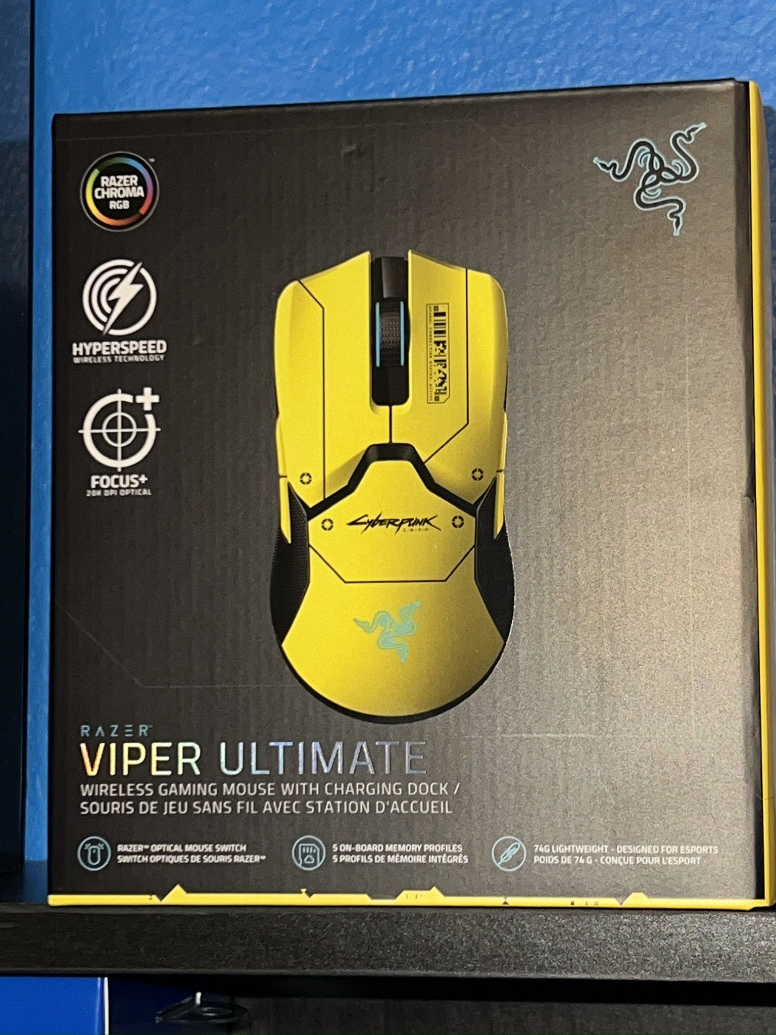 Razer Viper Ultimate Cyberpunk 2077 Wireless Gaming Mouse And Charging Dock