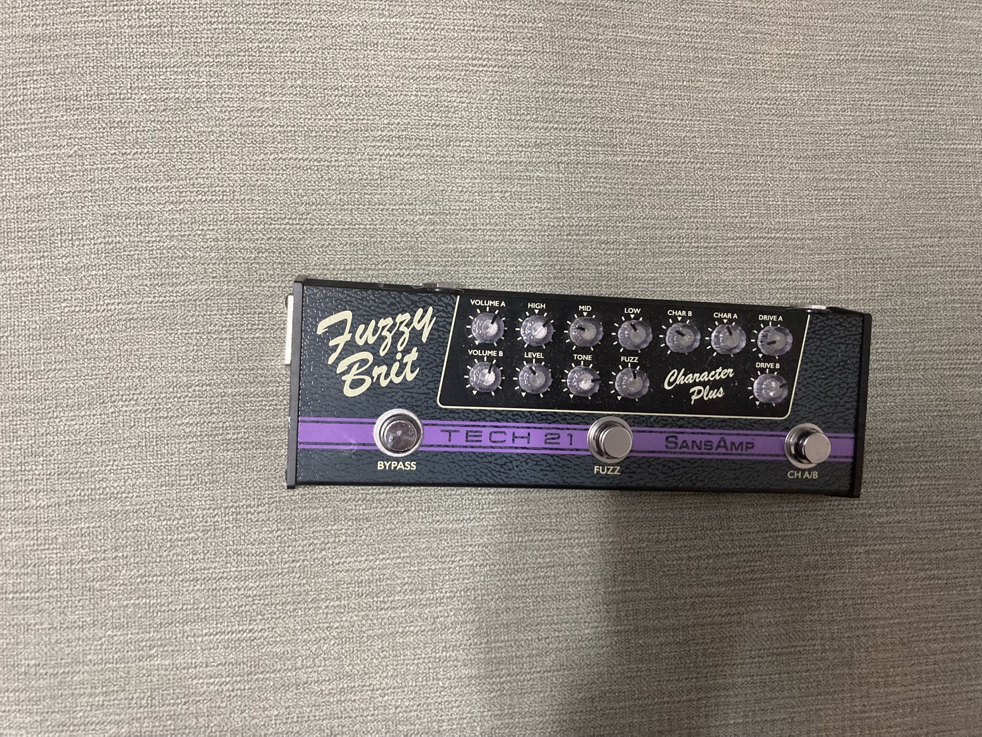 Tech 21 Fuzzy Brit