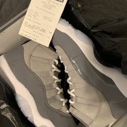 Jordan 11 Cool Grey - Size 10.5