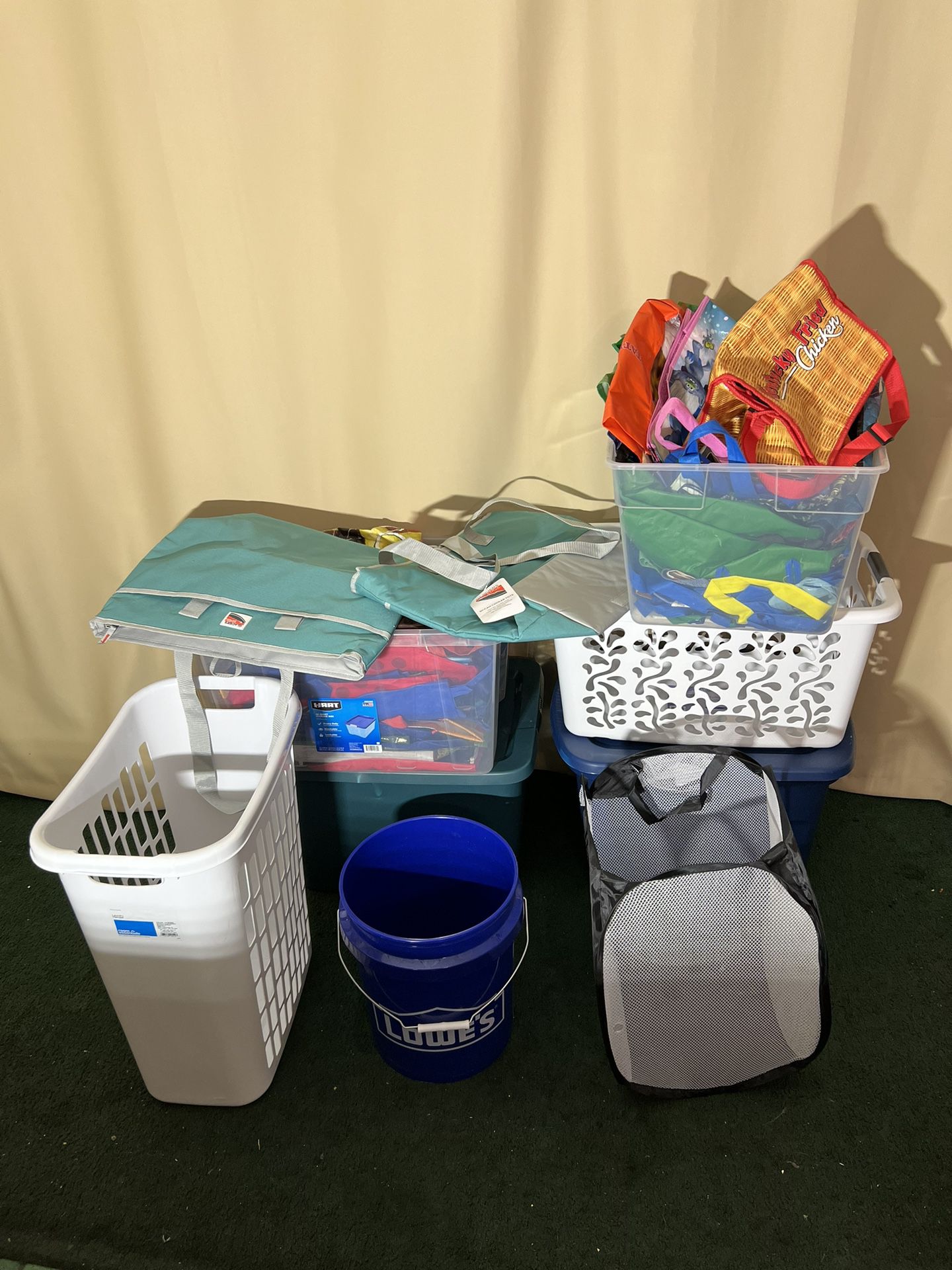 Storage Containers/ Grocery Bags/ Laundry Basket/ Bucket 