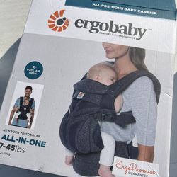 ERGO BABY