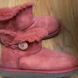 Women’s UGG Ankle Bootie
