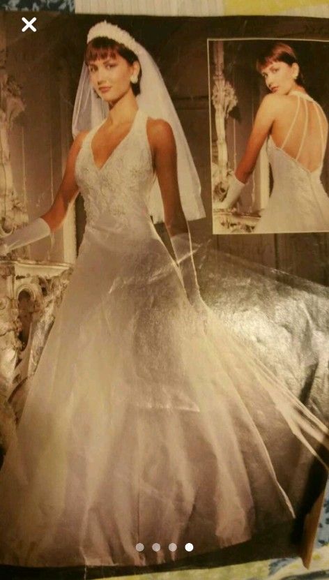 Wedding dress