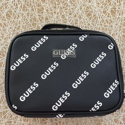 GUESS Cosmetic bag NWT