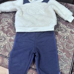 Calvin Klein Size 3/6 Meses $5