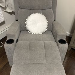 Recliner 