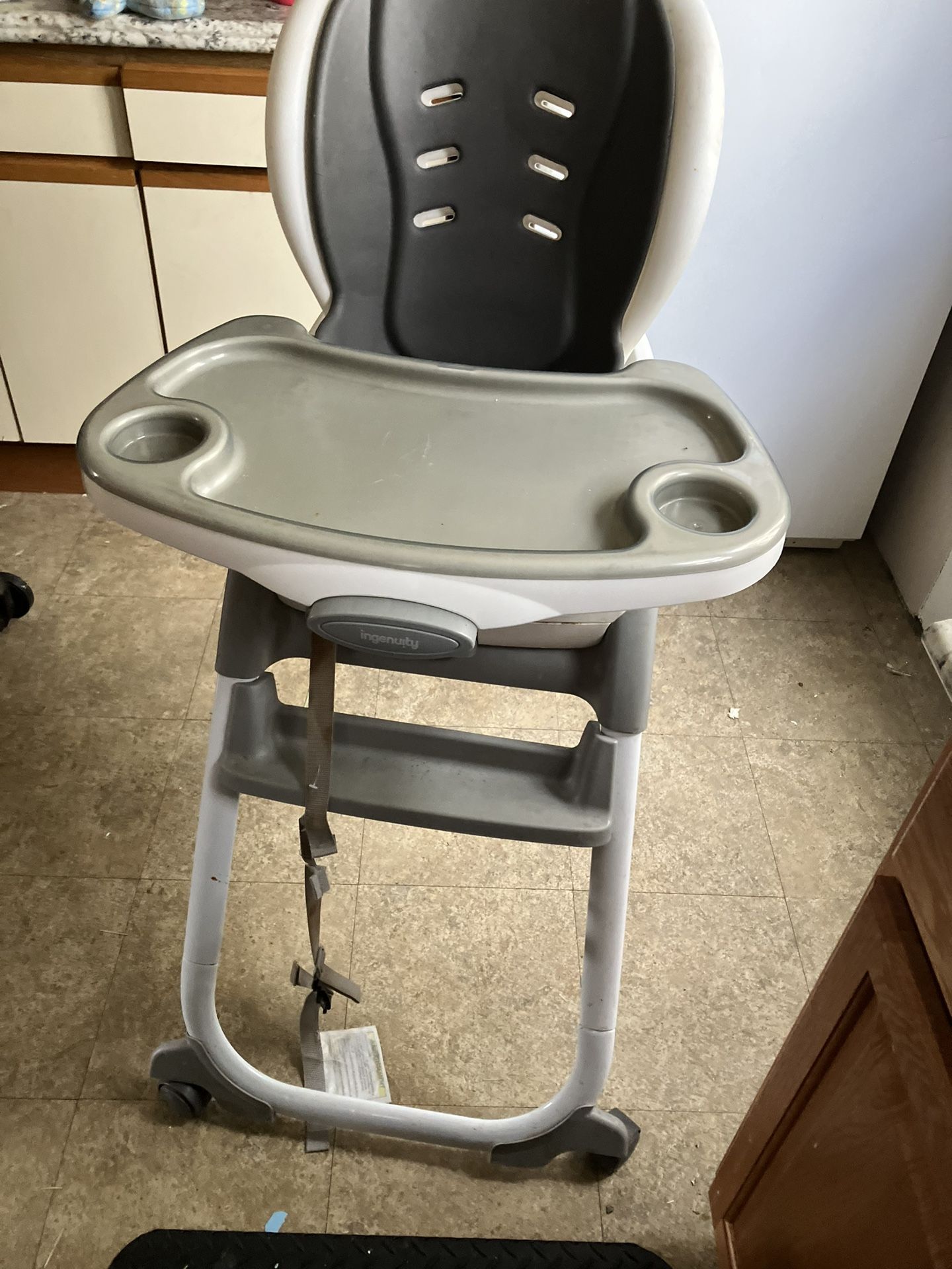 High Chair & Toddler bed