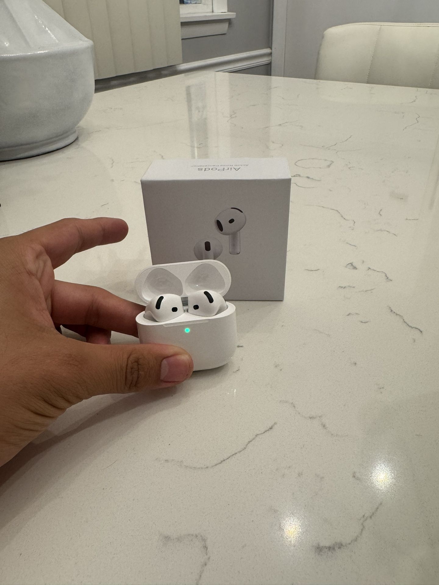 airpods 4 