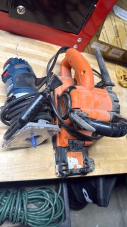 Router and sander bundle