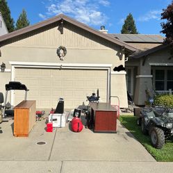 Yard sell 