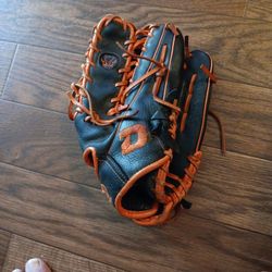 DEMARINI INSANE 12.5 INCH BASEBALL GLOVE 
