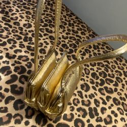 1960s Vintage Metallic Gold Kiss-lock Handbag