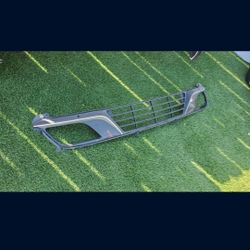 2017- 2019 KIA NIRO FRONT LOWER
BUMPER GRILLE VALANCE USED OEM. Alm