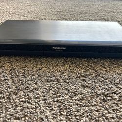 Blu-ray/ DVD Player 