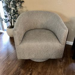 Like New Couch 