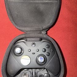Xbox Lead Series Controller Complete With Charging Case