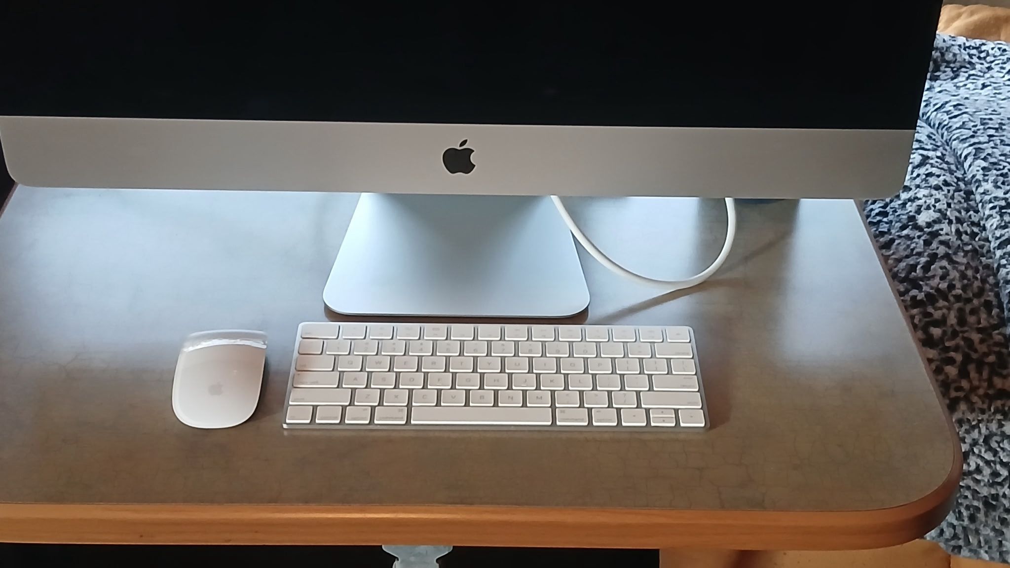 Desk Top Apple Computer 