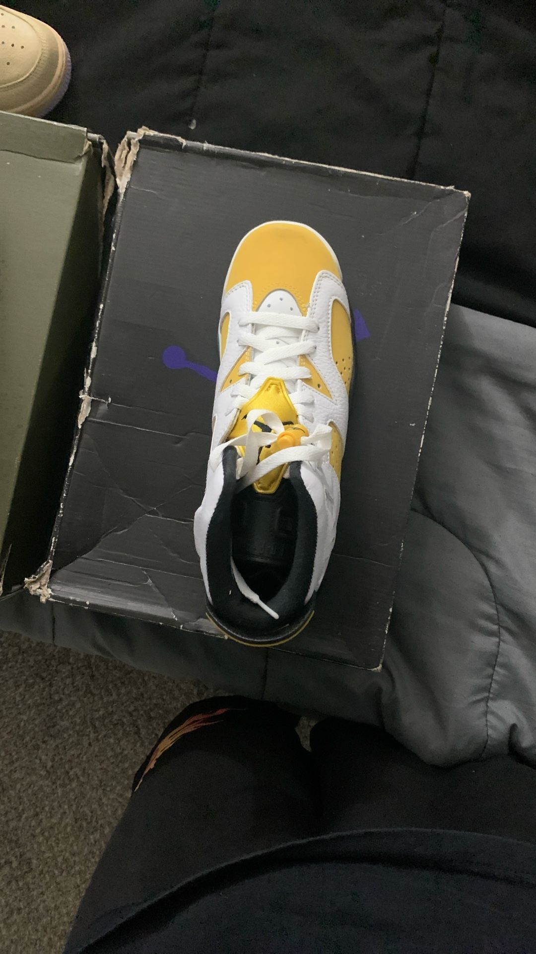 Air Jordan 6 Retro Yellow Ochre
