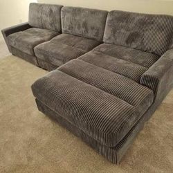 Moduler Sectional Sofa 137 Wide 