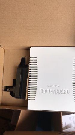 Mikrotik RouterBOARD 951Ui-2HnD RB951Ui-2HnD 2.4Ghz Wrls AP 1000mW 5x10/100 OSL4