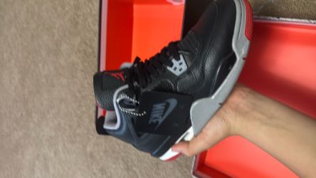 Jordan 4 breads
