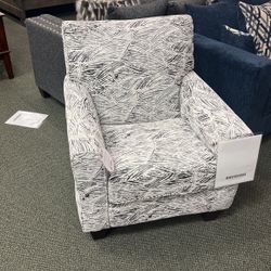 Accent Chair 