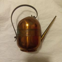 1930s CHASE USA  COPPER METAL HAND MADE PLANT  WATER CAN 
