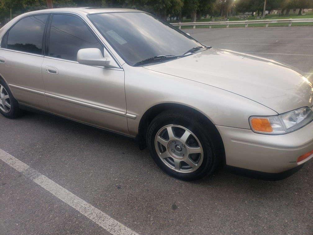 1994 Honda Accord