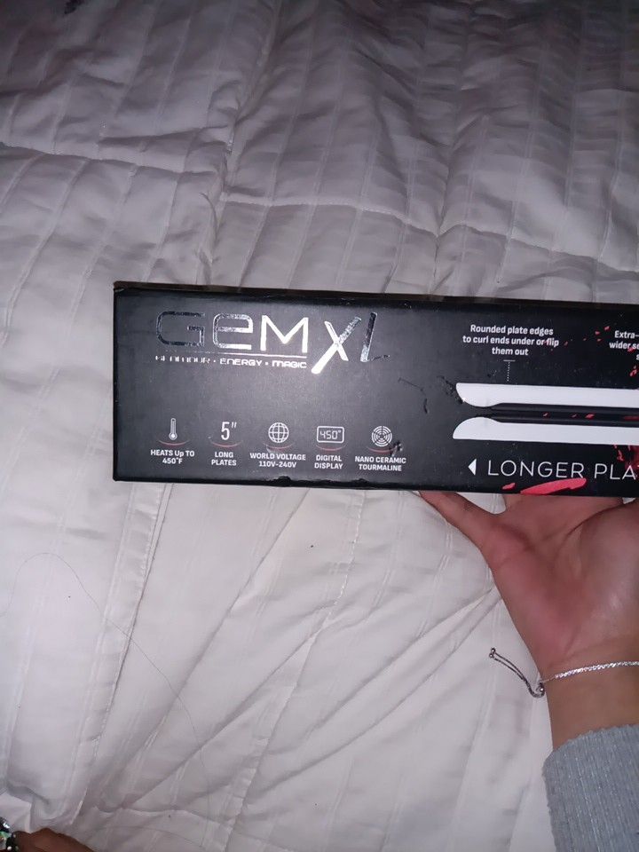 Gem XL Straightener