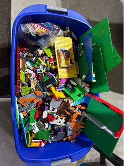 Big tub of Legos