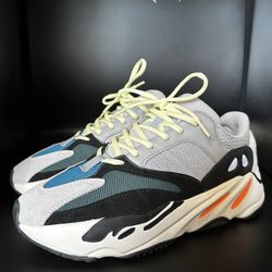 Size 9 Yeezy 700 Waverunner 