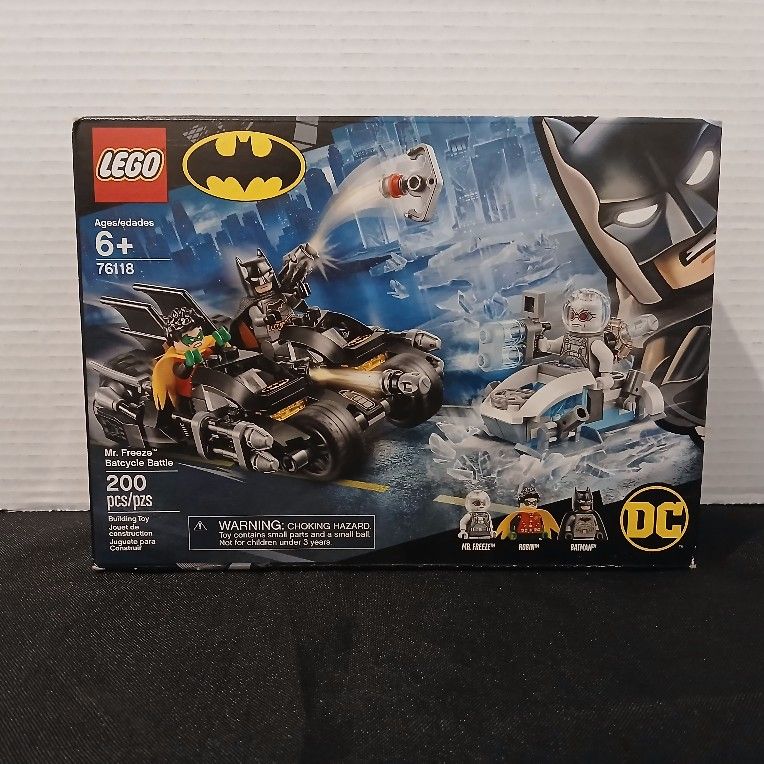 76118 LEGO Batman Mr. Freeze Batcycle Battle