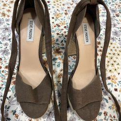 New! Steve Madden Brown Suede Platform Heels 
