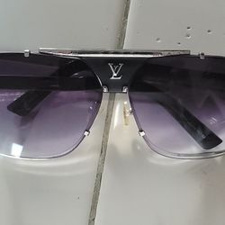 Louis Vuitton Sunglasses $100 Pickup In Oakdale 