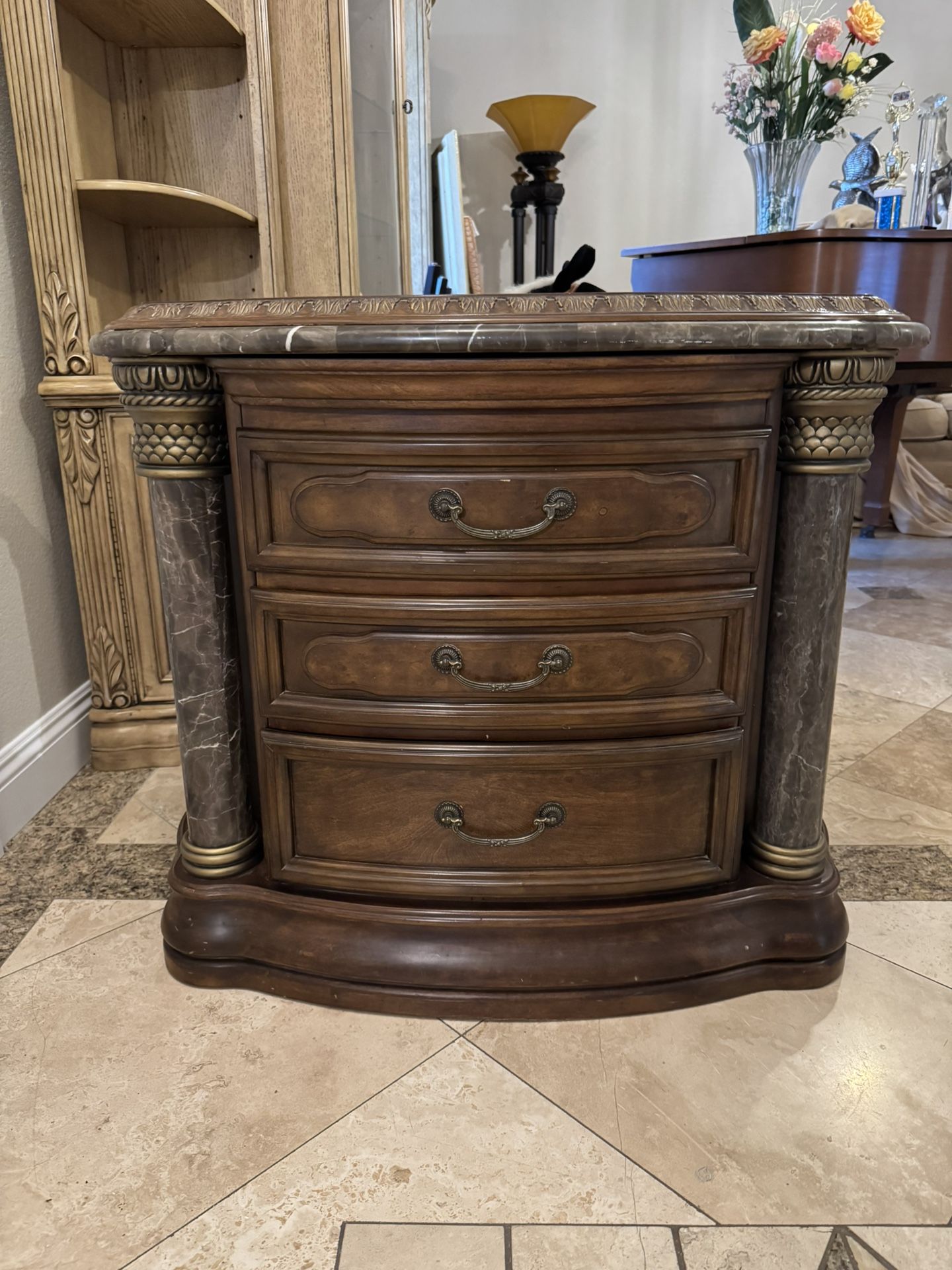 Michael Amin Night Stand