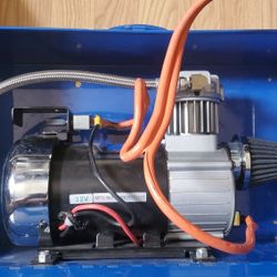 MAX-Air Compressor, Great Condition, hose Included