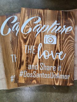 Capture The Love Sign