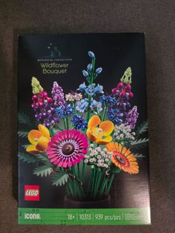 LEGO Wildflower Bouquet- unopened