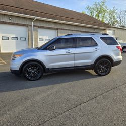 Ford Explorer 