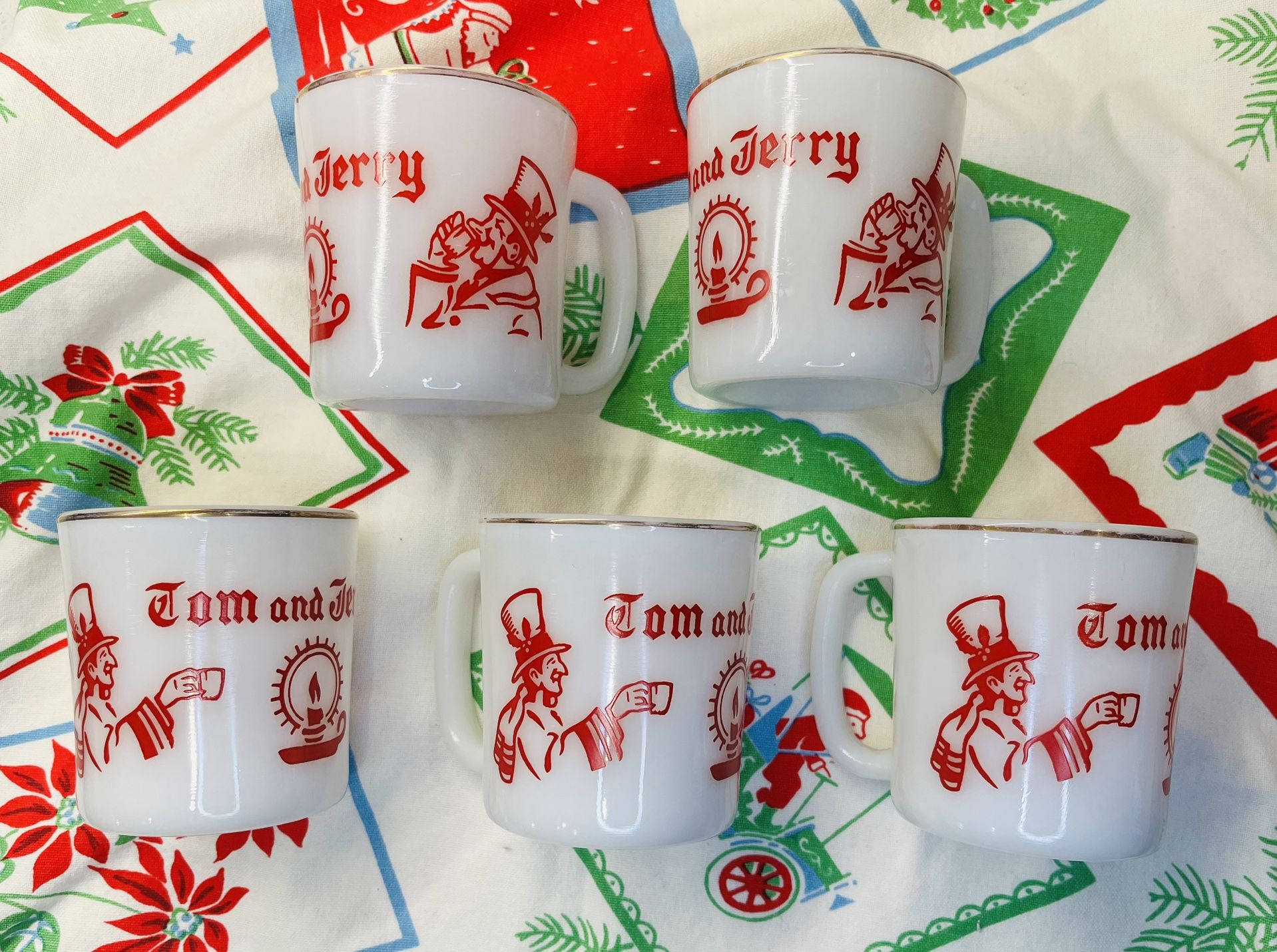 Vintage Hazel Atlas Milk Glass Tom & Jerry Holiday Mugs - Set of 5