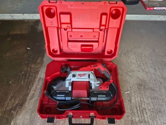 Milwaukee Bandsaw