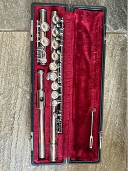 Yamaha 221 flute
